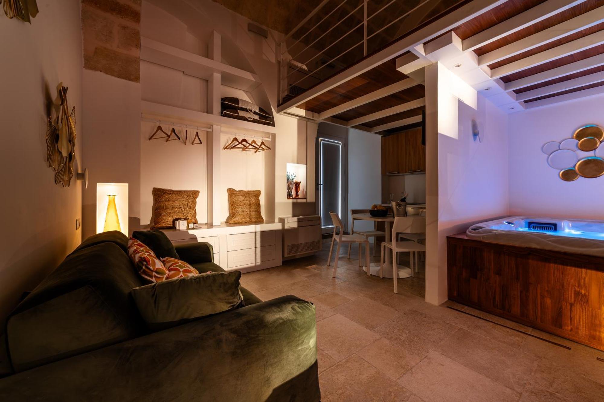 Old Court Luxury Suite&Spa By Monholiday Monopoli Eksteriør billede