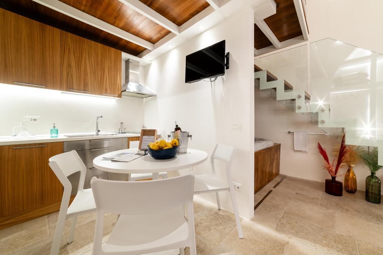 Old Court Luxury Suite&Spa By Monholiday Monopoli Eksteriør billede